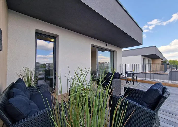 Mano Jura 2 Silver Butas Palanga